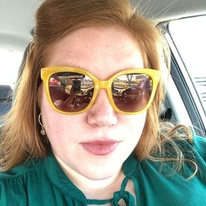 Meet your Posher, Christina